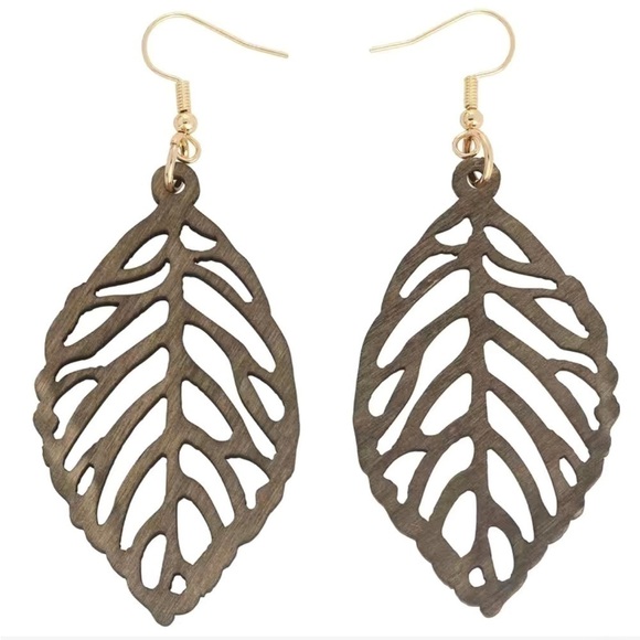 Gorgeous Brown Wooden Leaf Drop Earrings Nwt - Picture 2 of 2